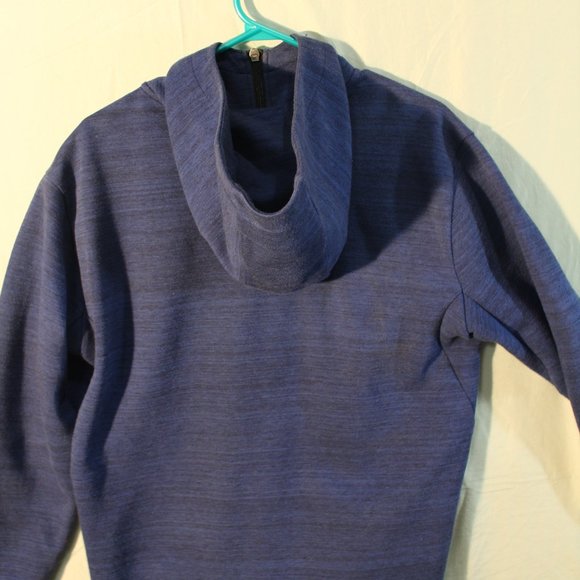 Karbon Warm Lightweight Hoodie - Picture 2 of 3